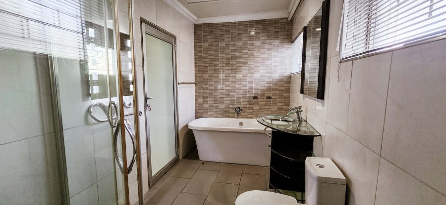 5 Bedroom Property for Sale in Sasolburg Ext 4 Free State